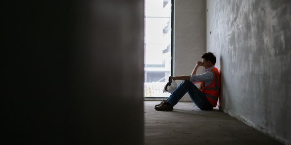 werknemer-teneergeslagen-AD